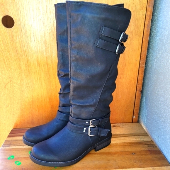 XOXO Shoes - XOXO Women's Rinding Boots Size 8.5